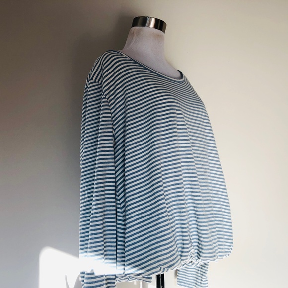 BLOUSE XL Pullover Striped Blue and White NWOT Never Worn Long Sleeves - Picture 5 of 9